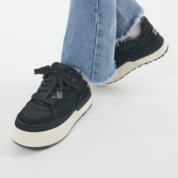 NEW UGG Suede Goldencush Sneakers in black for women 7254m2 - Picture 2 of 7